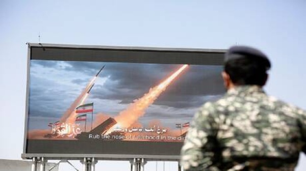 الحوثيون يعلنون حظر الملاحة الإسرائيلية بشكل كامل في البحر الأحمر الحوثيون يعلنون حظر الملاحة الإسرائيلية بشكل كامل في البحر الأحمر