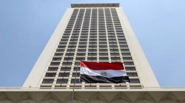 عبد العاطي يبحث مع نظيره الفرنسي تجدد المواجهة بين إيران وإسرائيل عبد العاطي يبحث مع نظيره الفرنسي تجدد المواجهة بين إيران وإسرائيل