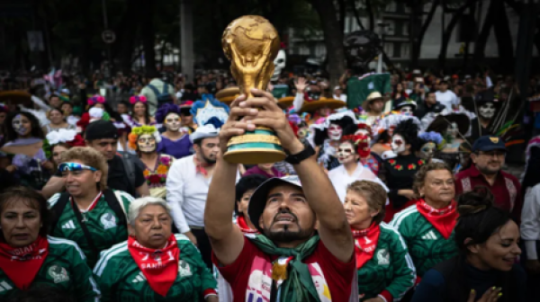 رئيسة المكسيك تعلن عن إجراءات استثنائية قبل المباراة الافتتاحية لكأس العالم رئيسة المكسيك تعلن عن إجراءات استثنائية قبل المباراة الافتتاحية لكأس العالم