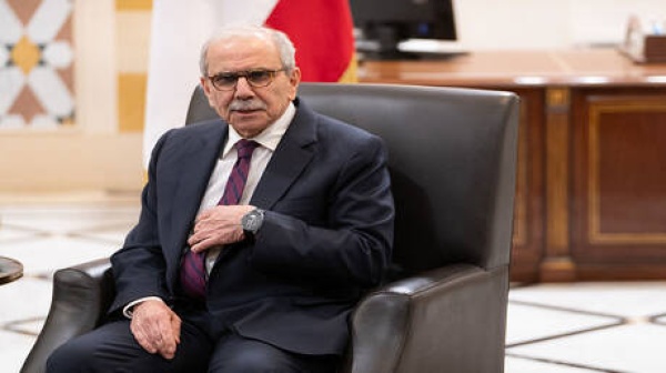 سلام إيران رفضت وقف النار في لبنان لتؤكد أن القرار بيدها و حزب الله ورقة في جيبها سلام إيران رفضت وقف النار في لبنان لتؤكد أن القرار بيدها و حزب الله ورقة في جيبها