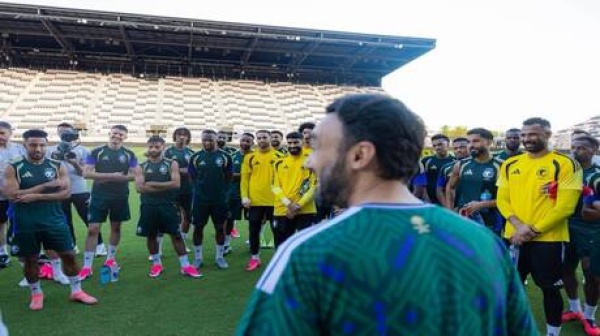 شاهد مهارات الأمير عبدالعزيز بن تركي الفيصل في معسكر الأخضر المونديالي شاهد مهارات الأمير عبدالعزيز بن تركي الفيصل في معسكر الأخضر المونديالي
