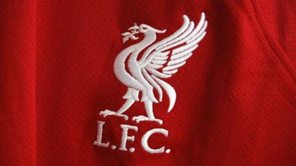 ليفربول يبرم أولى صفقاته الصيفية ويخطط لأخرى بـ100 مليون