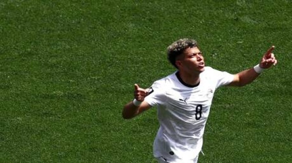 بعد تألقه بكأس العالم كم طلب الأهلي المصري لبيع إمام عاشور بعد تألقه بكأس العالم كم طلب الأهلي المصري لبيع إمام عاشور