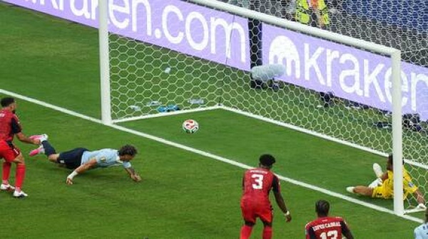 منتخب كاب فيردي يفجر مفاجأة مدوية أخرى في مونديال 2026 فيديو منتخب كاب فيردي يفجر مفاجأة مدوية أخرى في مونديال 2026 فيديو