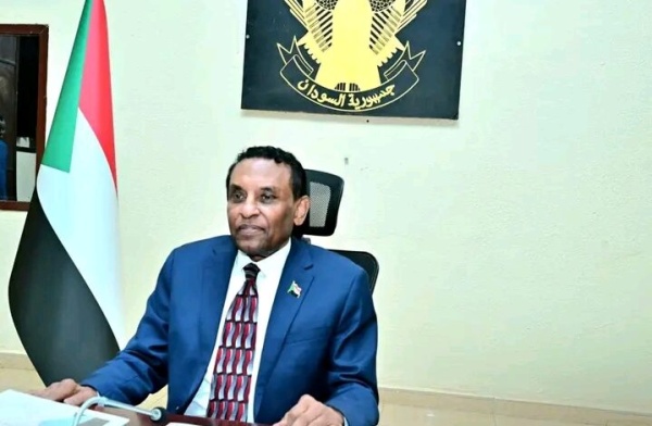 كامل إدريس قرار إعفاء العاملين غير صحيح كامل إدريس قرار إعفاء العاملين غير صحيح