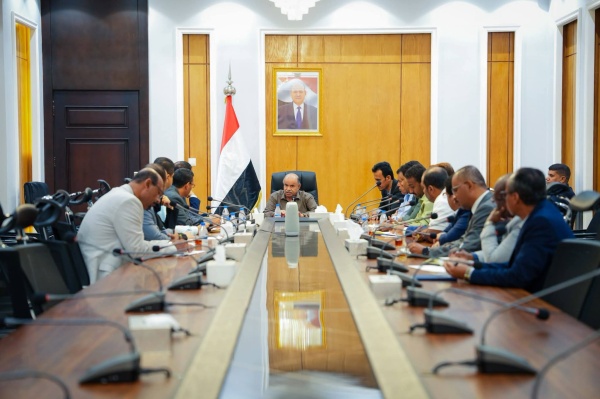 محافظ حضرموت يوجه برفع الجاهزية لمواجهة أي طوارئ محتملة محافظ حضرموت يوجه برفع الجاهزية لمواجهة أي طوارئ محتملة