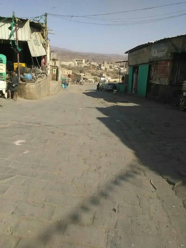 شبكة حقوقية الحوثيون يداهمون منازل مواطنين وينهبون ممتلكاتهم في عمران