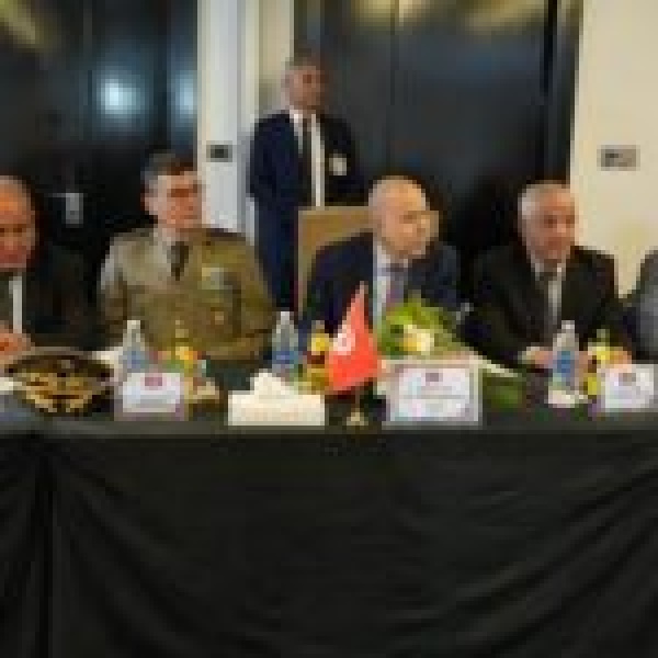الاجتماع الثاني لفريق العمل الليبي الجزائري التونسي لبحث تأمين الحدود المشتركة الاجتماع الثاني لفريق العمل الليبي الجزائري التونسي لبحث تأمين الحدود المشتركة