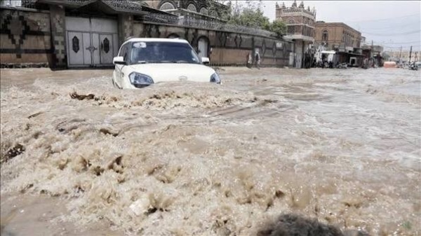 الأرصاد يحذر من أمطار غزيرة وسيول محتملة خلال الـ72 ساعة المقبلة الأرصاد يحذر من أمطار غزيرة وسيول محتملة خلال الـ72 ساعة المقبلة