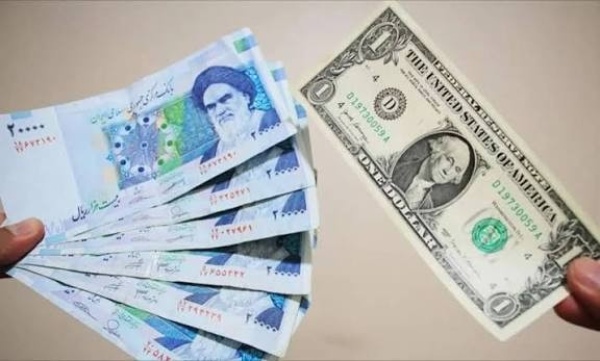 الريال الإيراني يهوي إلى مستوى تاريخي ويتجاوز مليوني ريال مقابل الدولار