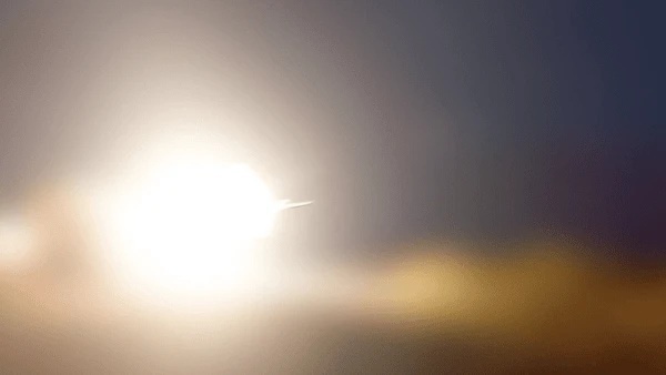 الجيش الإيراني يستهدف مجددا 3 قواعد أمريكية في الكويت
