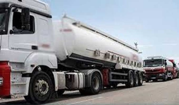 عاجل إضراب مفاجئ لسواق شاحنات نقل المحروقات