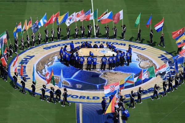 كأس العالم يسدل الستار بحفل راقص كأس العالم يسدل الستار بحفل راقص