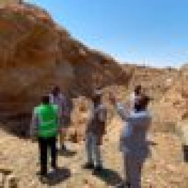 انهيار منجم للذهب في شمال السودان يودي بحياة 15 معدنا انهيار منجم للذهب في شمال السودان يودي بحياة 15 معدنا