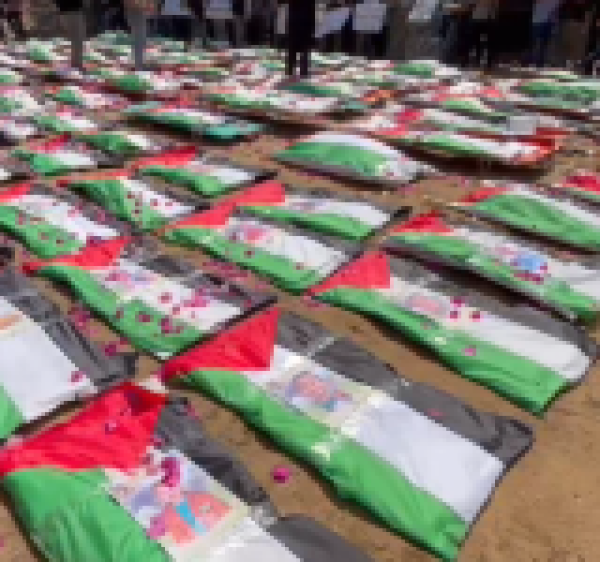 غزة تشيع 112 شهيدا من عائلتي أبو شريعة والحساينة في واحدة من أكبر الجنازات الجماعية