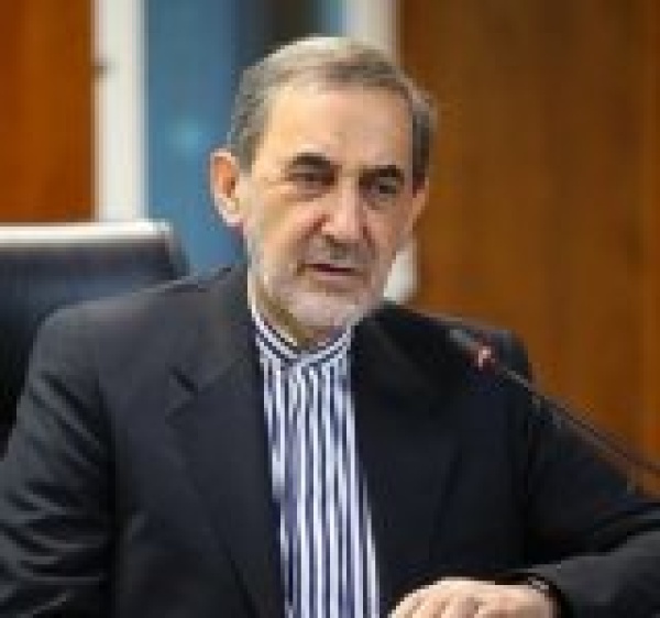 مستشار مجتبى خامنئي أمن المنطقة يتحقق بالتعاون الإقليمي وخروج القوات الأجنبية مستشار مجتبى خامنئي أمن المنطقة يتحقق بالتعاون الإقليمي وخروج القوات الأجنبية