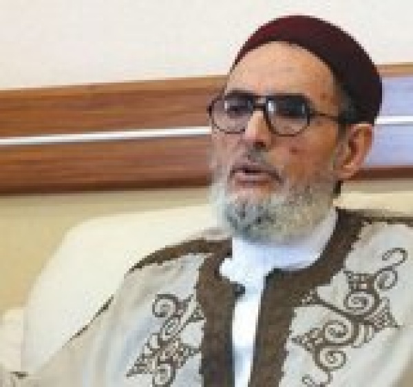 مفتي ليبيا تحالفات الرياض للفتنة بين المسلمين لا لقتال الصهاينة