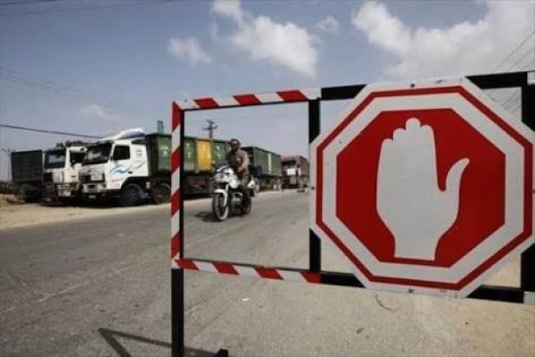 خاص إغلاق معابر غزة يهدد بموجة غلاء ونقص في السلع خلال الأعياد اليهودية
