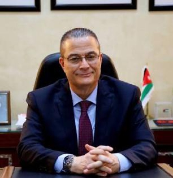قرار بتجديد تعيين عادل الشركس محافظا للبنك المركزي الأردني لمدة 5 سنوات