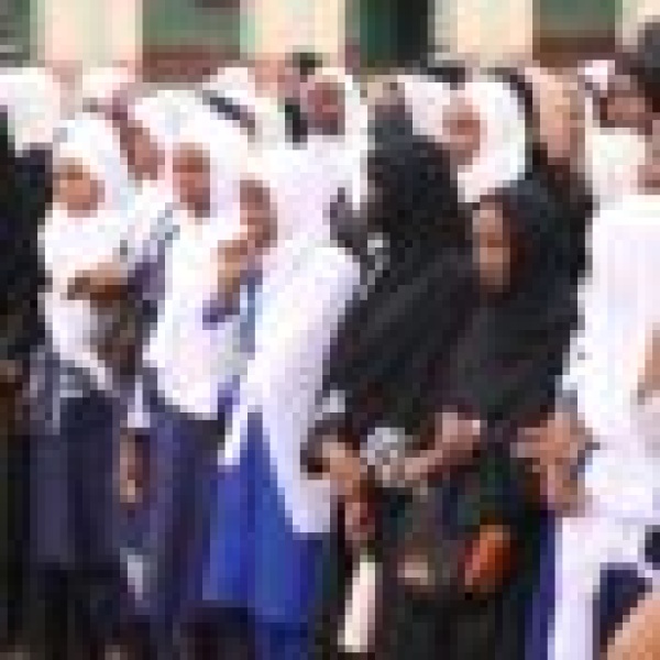 يونيسف تحذر من خطوة تنظيم امتحانات منفصلة للشهادة السودانية يونيسف تحذر من خطوة تنظيم امتحانات منفصلة للشهادة السودانية