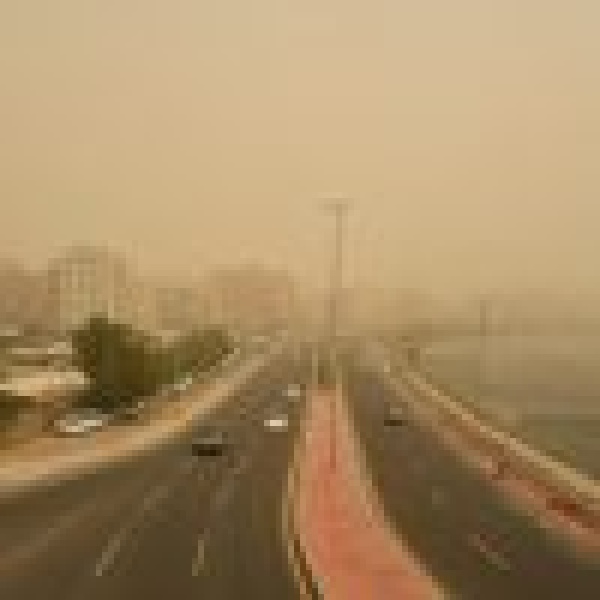 سحب رعدية ممطرة ورياح نشطة على بعض مناطق المملكة سحب رعدية ممطرة ورياح نشطة على بعض مناطق المملكة