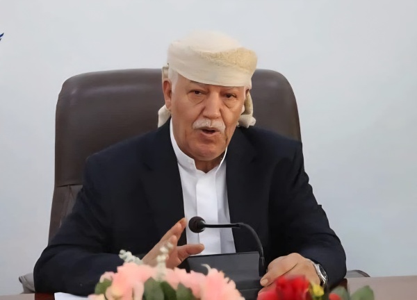محافظ إب يبارك عمليات القوات المسلحة ويحذر من الانجرار وراء العدو السعودي محافظ إب يبارك عمليات القوات المسلحة ويحذر من الانجرار وراء العدو السعودي