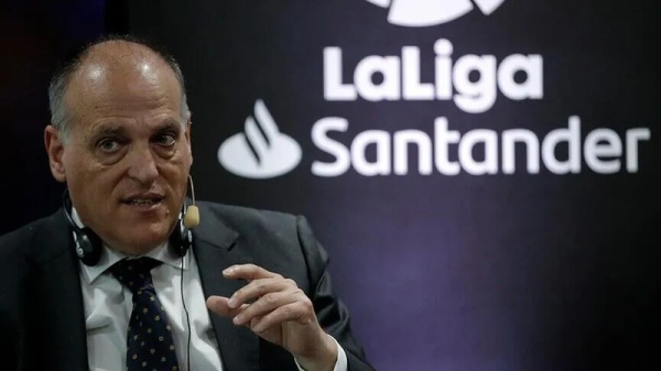 رئيس رابطة الدوري الإسباني يدعو إنفانتينو للتنحي عن رئاسة الفيفا رئيس رابطة الدوري الإسباني يدعو إنفانتينو للتنحي عن رئاسة الفيفا