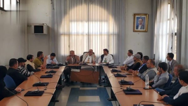 نائب وزير الإعلام يلتقي مراسلي وسائل الإعلام العربية والدولية العاملة في اليمن