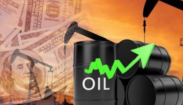 النفط يرتفع بعد إعلان اليمن استهداف ناقلة سعودية النفط يرتفع بعد إعلان اليمن استهداف ناقلة سعودية