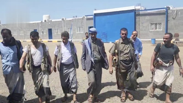 النائب العام يتفقد أوضاع النيابات في المديريات المحررة بالساحل الغربي النائب العام يتفقد أوضاع النيابات في المديريات المحررة بالساحل الغربي