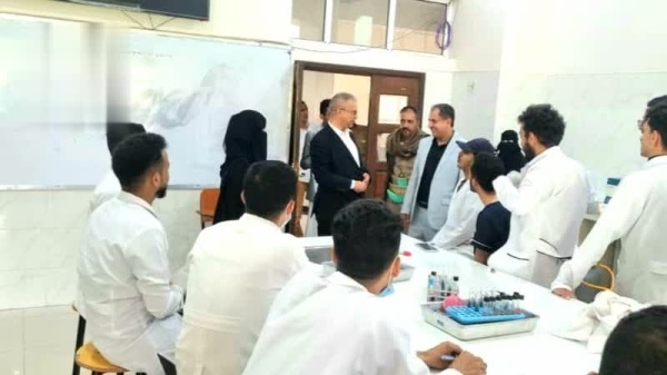 تفقد سير العملية التعليمية في جامعة إب تفقد سير العملية التعليمية في جامعة إب