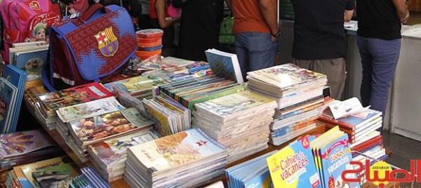 الكتبيون يستنكرون استمرار خصاص المقررات الدراسية بالمكتبات الكتبيون يستنكرون استمرار خصاص المقررات الدراسية بالمكتبات