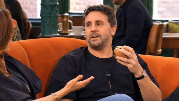 النسخة المصرية من مسلسل friends كيف تخيلها الذكاء الاصطناعي