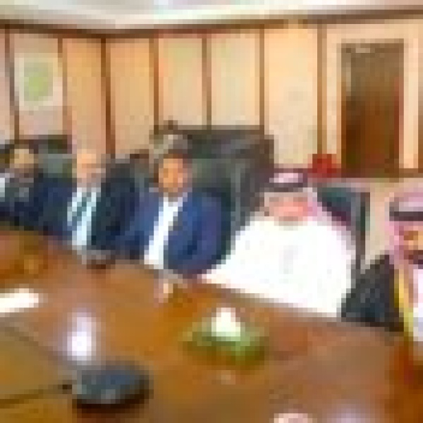 السودان مجموعة سعودية تبدي رغبتها في الاستثمار بقطاع النفط والطاقة