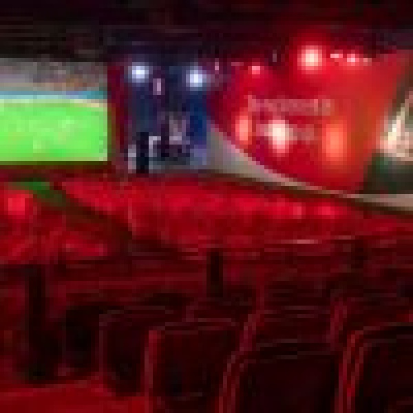 منطقة المشجعين تنقل أجواء كأس العالم إلى حي جاكس