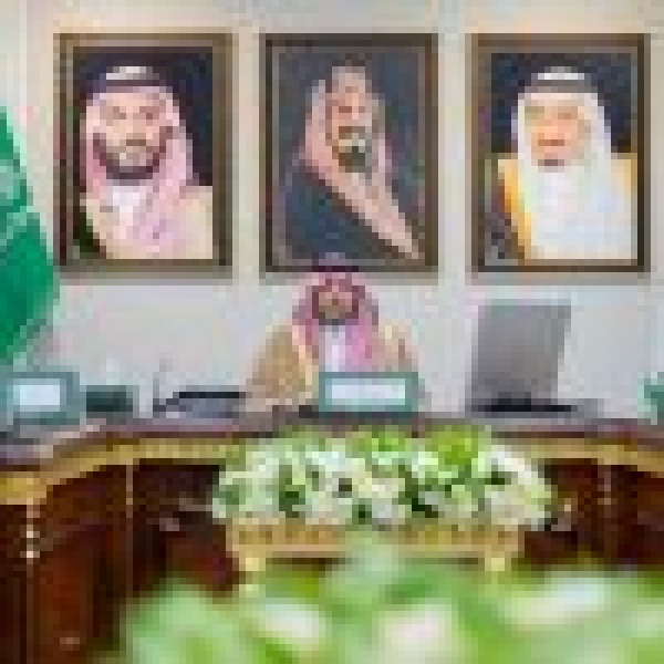 أمير الحدود الشمالية يرأس اجتماع استعدادات فعاليات الصيف بمدن ومحافظات المنطقة