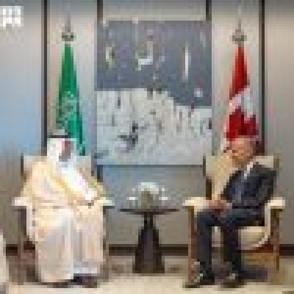 وزير الطاقة يستقبل رئيس وزراء كندا ويبحثان تعزيز التعاون في قطاع الطاقة