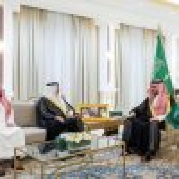 نو ه بدور الأندية الرياضية في خدمة الشباب واستثمار طاقاتهم أمير الجوف يستقبل مدير فرع وزارة الرياضة بالمنطقة ومجلس إدارة نادي العروبة نو ه بدور الأندية الرياضية في خدمة الشباب واستثمار طاقاتهم أمير الجوف يستقبل مدير فرع وزارة الرياضة بالمنطقة ومجلس إدارة نادي العروبة