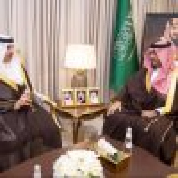 بمناسبة تعيينه حديث ا نائب أمير نجران يلتقي رئيس فرع النيابة بالمنطقة