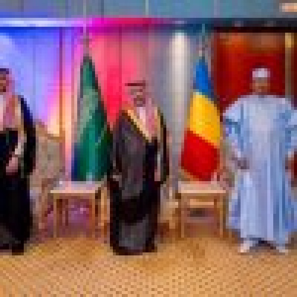 وكيل إمارة الرياض يحضر حفل سفارة تشاد بمناسبة اليوم الوطني وكيل إمارة الرياض يحضر حفل سفارة تشاد بمناسبة اليوم الوطني