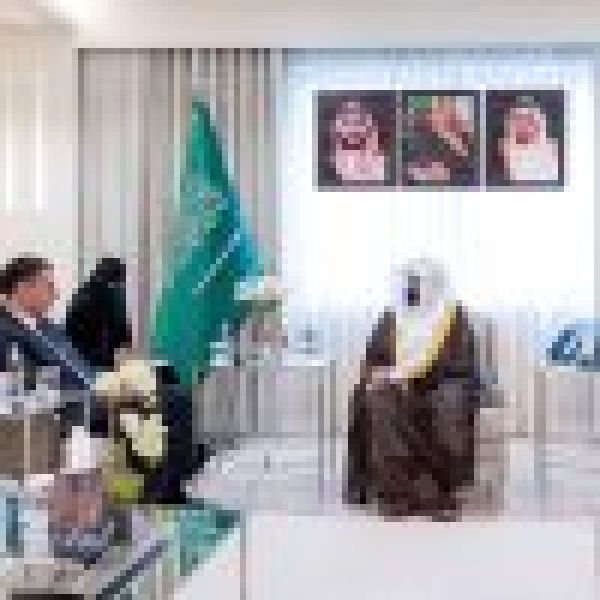 النائب العام يبحث سبل التعاون الثنائي مع جورجيا في الجانب النيابي وسبل تعزيزه النائب العام يبحث سبل التعاون الثنائي مع جورجيا في الجانب النيابي وسبل تعزيزه