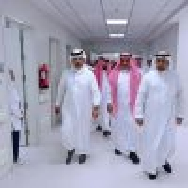 أمير عسير يعلن اعتماد المدينة الطبية بجامعة الملك خالد مدينة طبية تخصصية أمير عسير يعلن اعتماد المدينة الطبية بجامعة الملك خالد مدينة طبية تخصصية