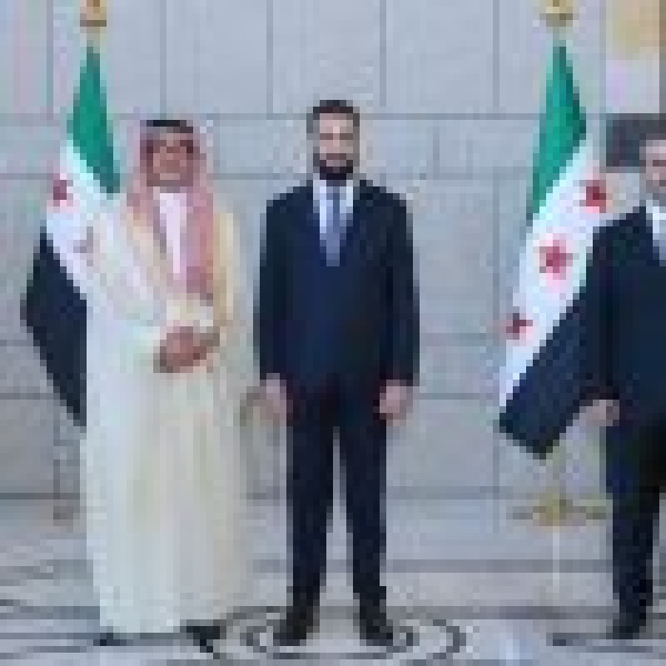 السفير العنزي يقدم أوراق اعتماده لرئيس الجمهورية العربية السورية