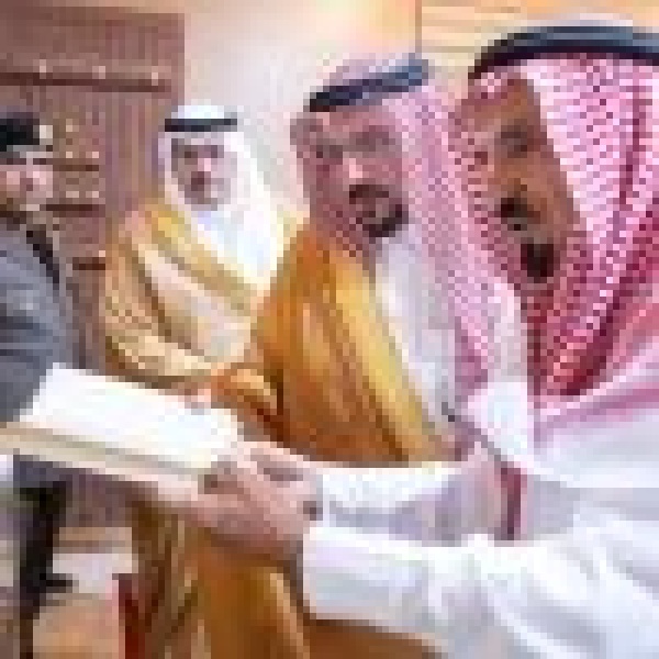 أمير منطقة القصيم يزور متحف عبدالرحمن العبري برياض الخبراء أمير منطقة القصيم يزور متحف عبدالرحمن العبري برياض الخبراء