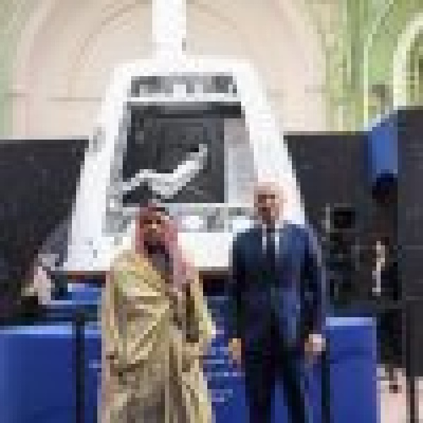 نيابة عن ولي العهد وزير الخارجية يشارك في القمة الدولية للفضاء المنعقدة في باريس
