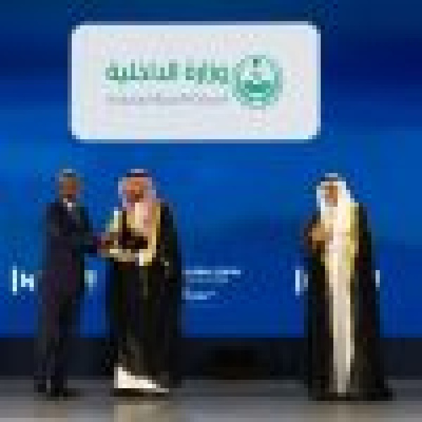 وزارة الداخلية تحقق مستوى متقدم ا في المؤشر الوطني للذكاء الاصطناعي وزارة الداخلية تحقق مستوى متقدم ا في المؤشر الوطني للذكاء الاصطناعي