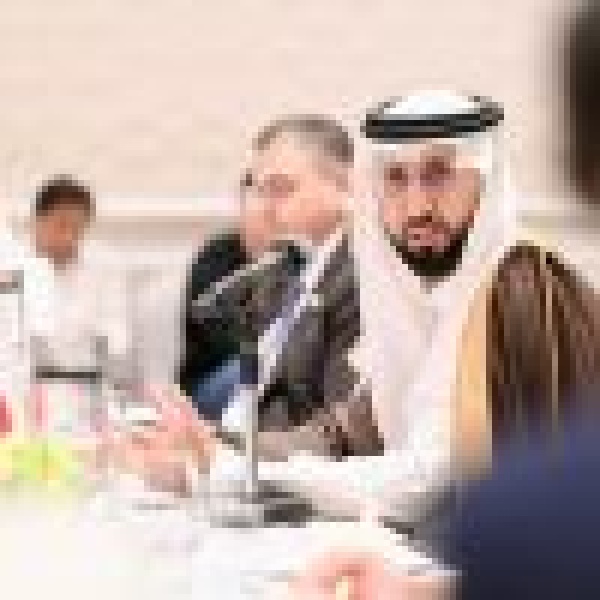 رئيس الغذاء والدواء المملكة تشهد تطور ا متسارع ا في الابتكارات والتقنيات الطبية رئيس الغذاء والدواء المملكة تشهد تطور ا متسارع ا في الابتكارات والتقنيات الطبية