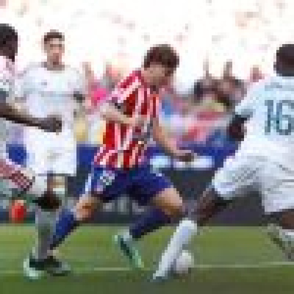 ريال مدريد يسقط بعشرة لاعبين أمام أتلتيكو ريال مدريد يسقط بعشرة لاعبين أمام أتلتيكو