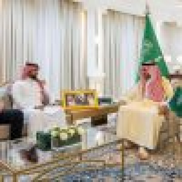 أمير الجوف يستقبل اللاعب سيف القايد بمناسبة تحقيقه ذهبية البطولة الآسيوية للكاراتيه