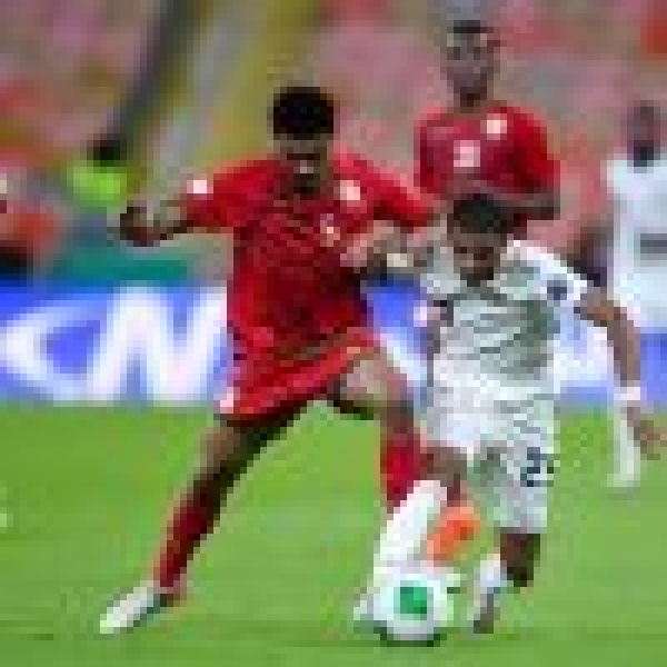 المنتخب يتأهل إلى نصف نهائي كأس الخليج بفوزه على ع مان المنتخب يتأهل إلى نصف نهائي كأس الخليج بفوزه على ع مان